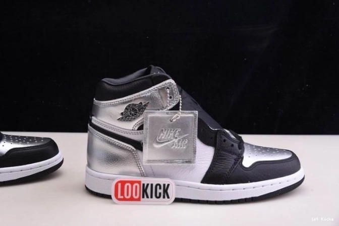 JORDAN 1 HIGH OG TOE AIR CD0461-001 SILVER WMNS 0716